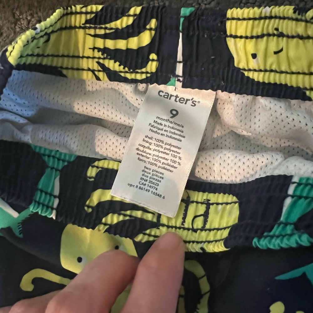 Carter’s Swim Set - Picture 3 of 5